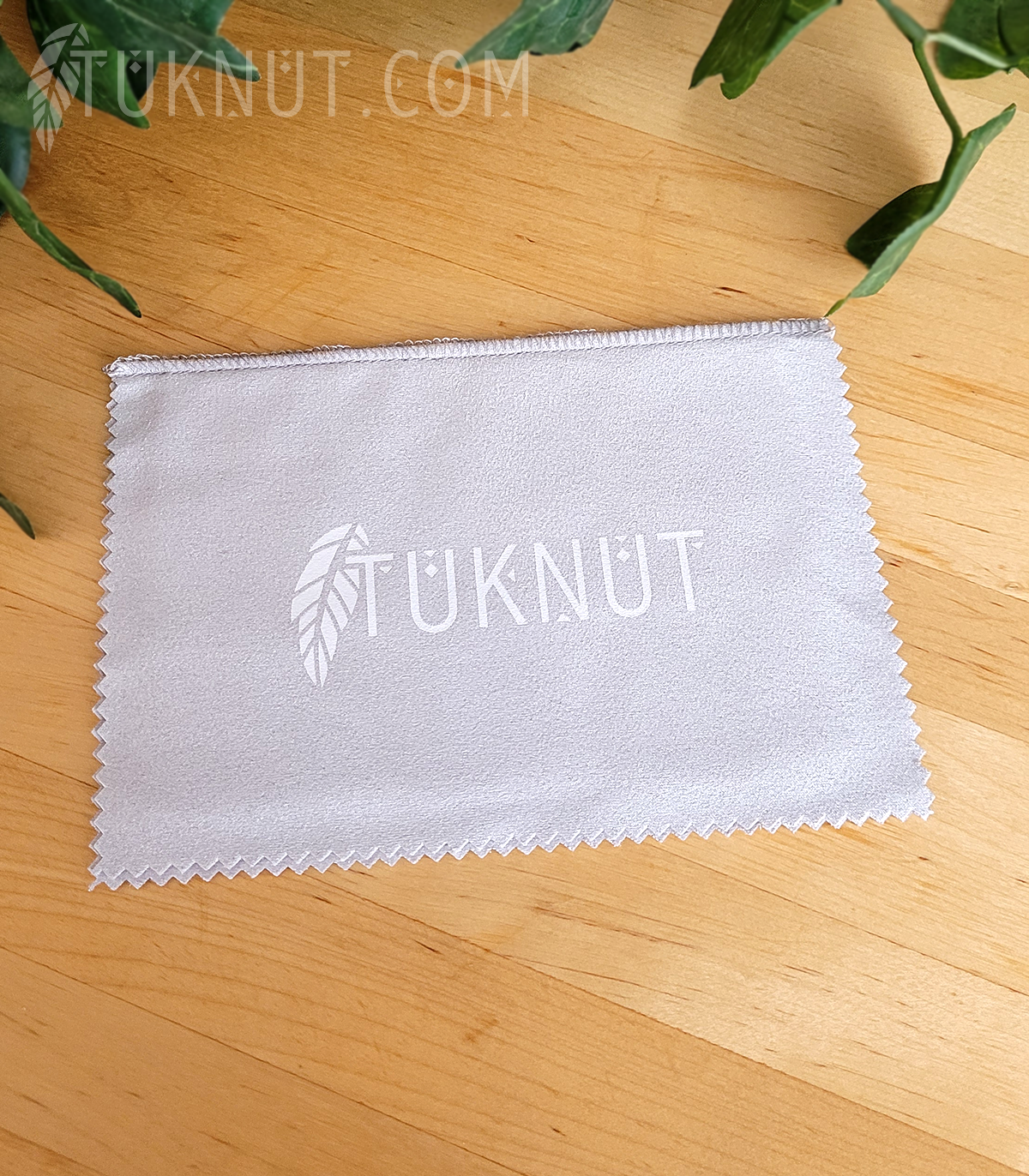 Chiffon pour nettoyer et polir les bijoux (couleur : gris et blanc). TUKNUT