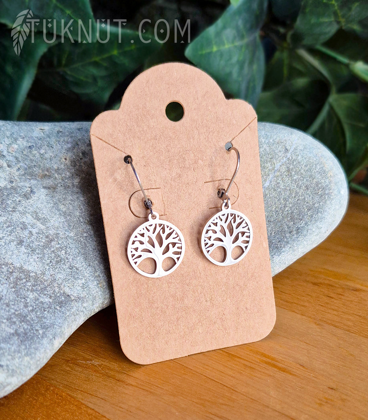 Boucles d'oreilles (à levier) d'inspiration autochtone; avec pendentifs (Arbre de vie) en acier inoxydable (couleur : argent) TUKNUT