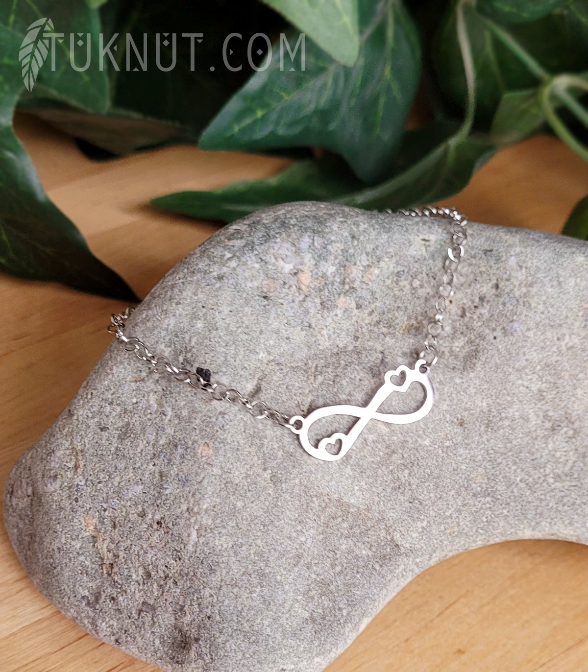Bracelet en acier inoxydable avec symbole Infini et petits coeurs (couleur : argent) TUKNUT