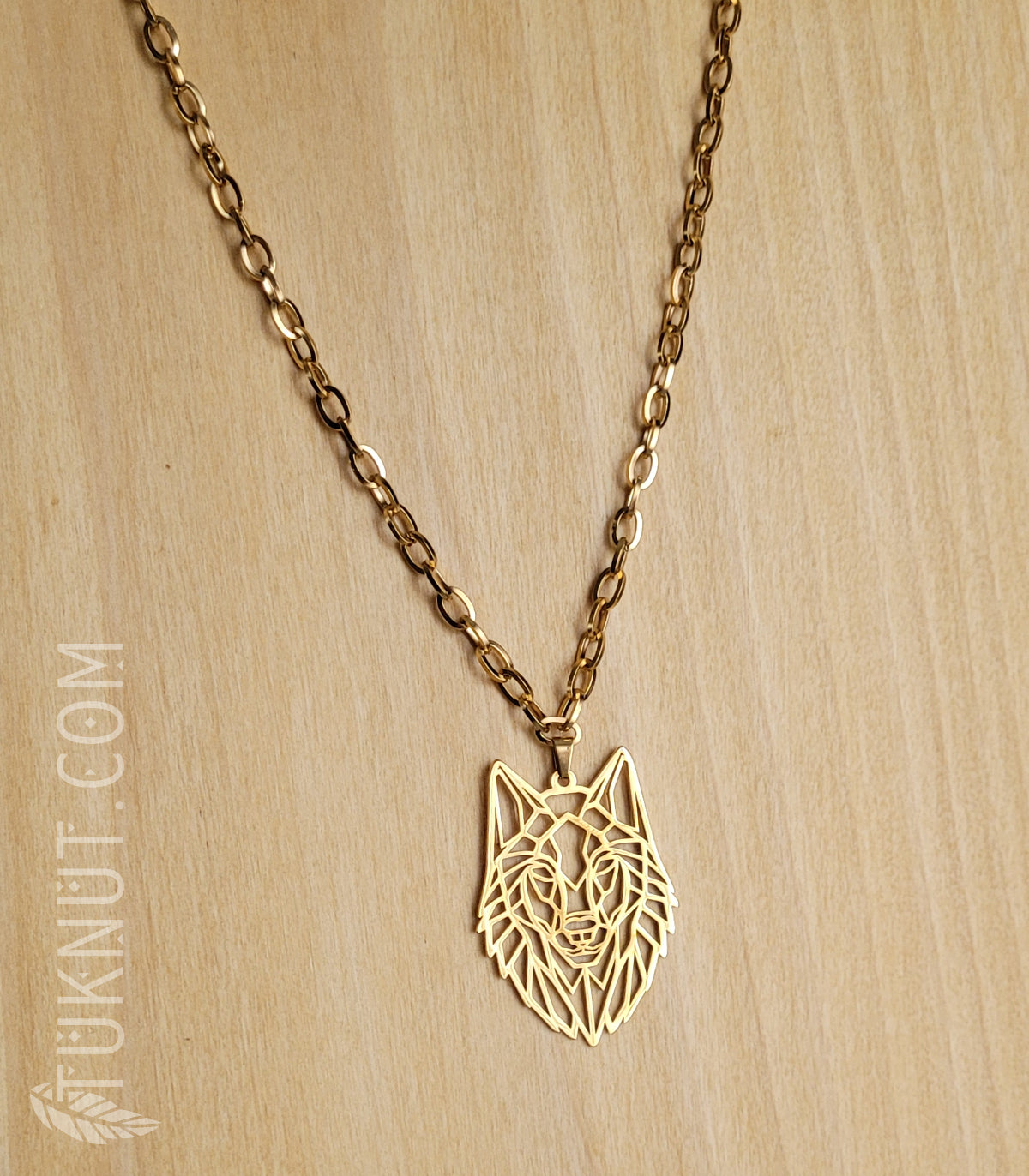 Collier d'inspiration autochtone avec pendentif (loup) sur chaîne en acier inoxydable (couleur : or) TUKNUT