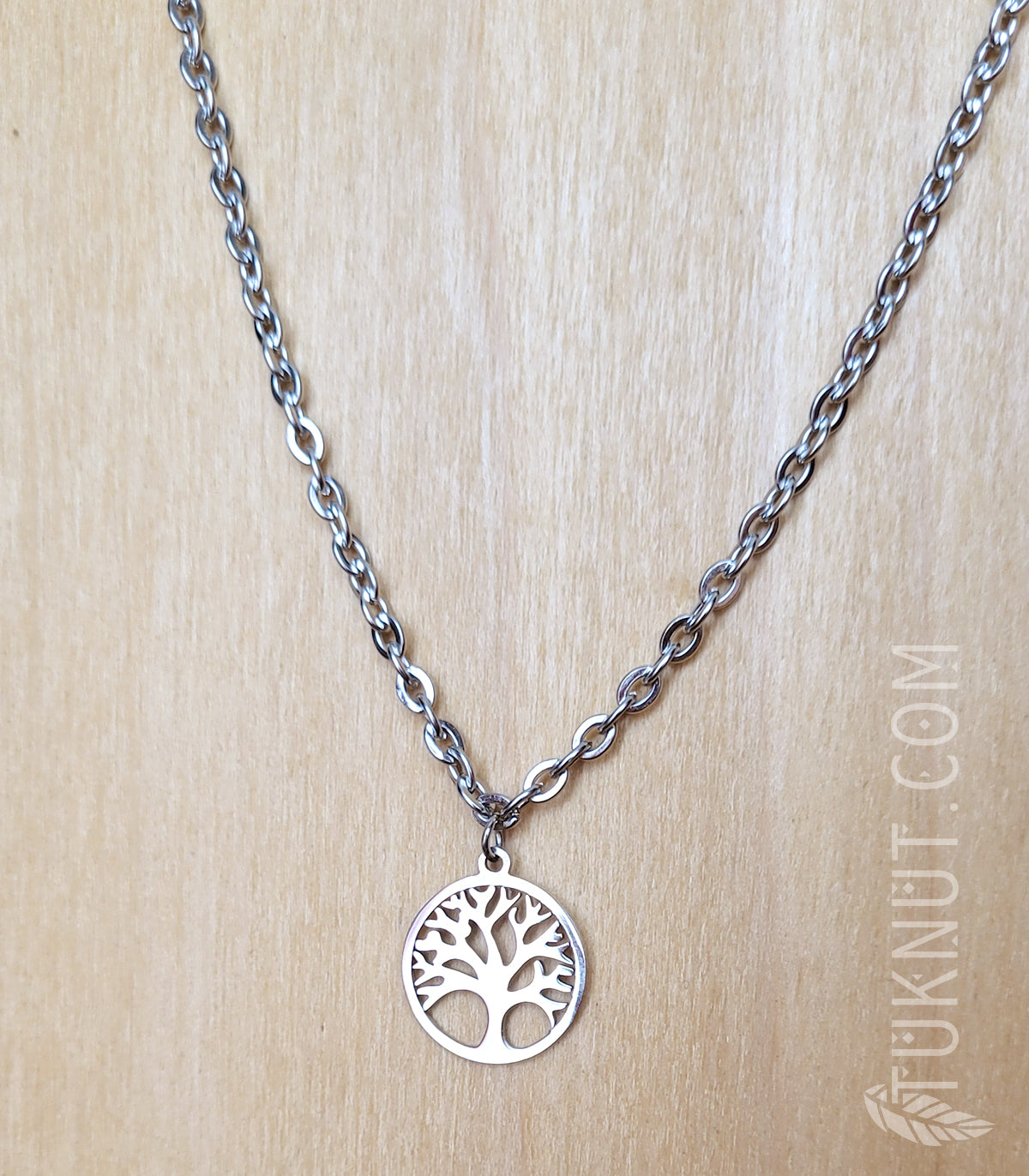 Collier d'inspiration autochtone avec pendentif (arbre de vie) en acier inoxydable (couleur : argent) TUKNUT