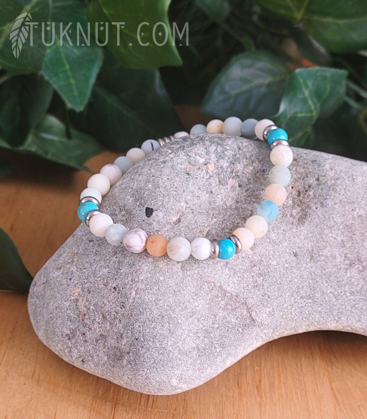 Bracelet extensible d'inspiration autochtone, avec amazonite, turquoise et billes séparatrices en acier inoxydable (couleurs : turquoise, blanc, brun, gris et argent) TUKNUT