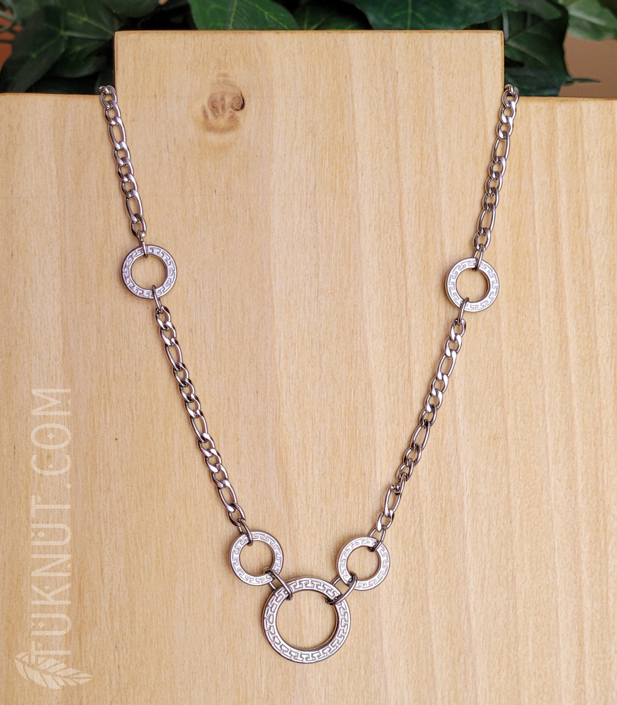 Collier en acier inoxydable avec cercles d'inspiration grecque (couleur : argent) TUKNUT