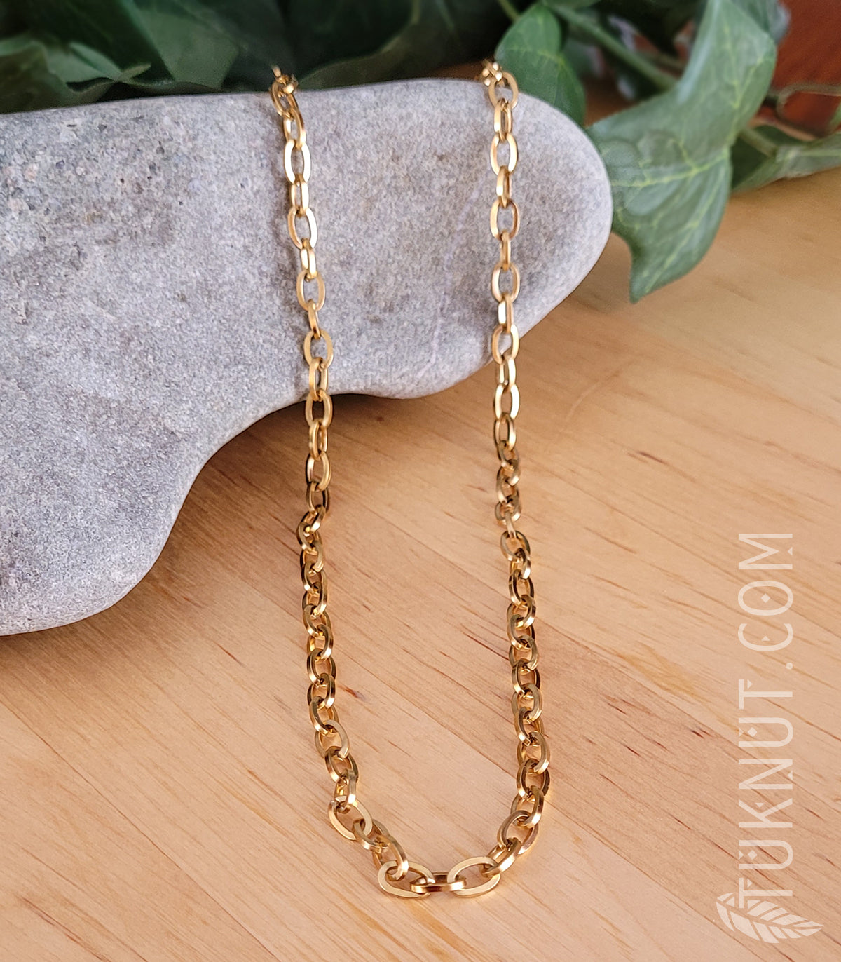Collier avec chaîne (maillons 5x7mm) en acier inoxydable (couleur : or) TUKNUT