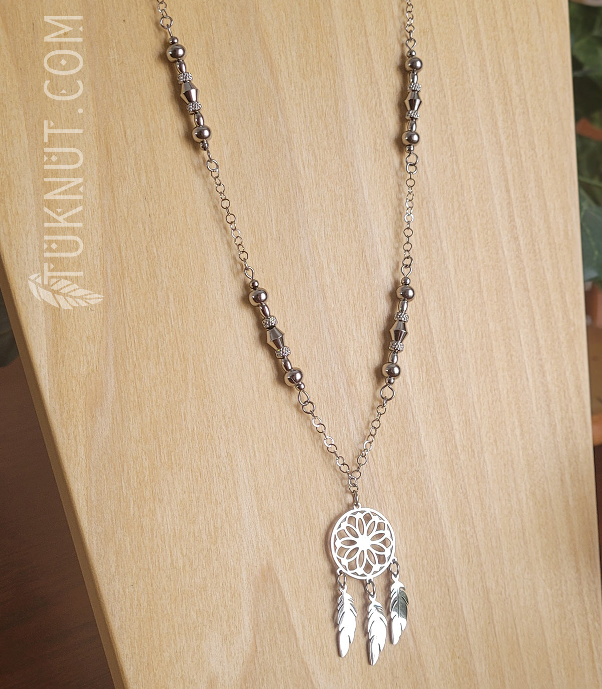 Collier d'inspiration autochtone en acier inoxydable avec capteur de rêves (couleur : argent) TUKNUT