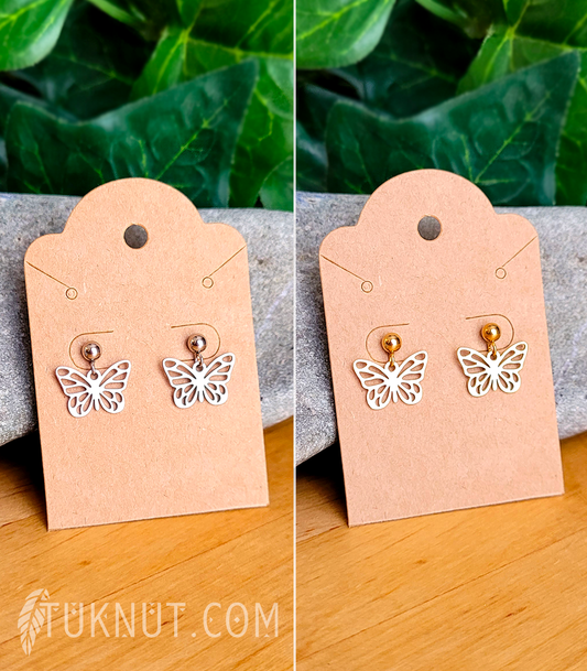 Boucles d'oreilles (tiges et papillons) d'inspiration autochtone; avec breloques (papillon) en acier inoxydable (choix de couleurs : argent ou or) TUKNUT