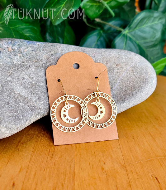 Boucles d'oreilles (à levier) d'inspiration autochtone en acier inoxydable avec breloques (Soleil avec la lune et les étoiles) (couleur : or) TUKNUT