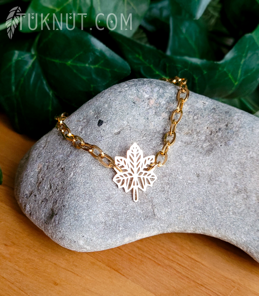 Bracelet Feuille d’érable stylisée dorée • BR07
