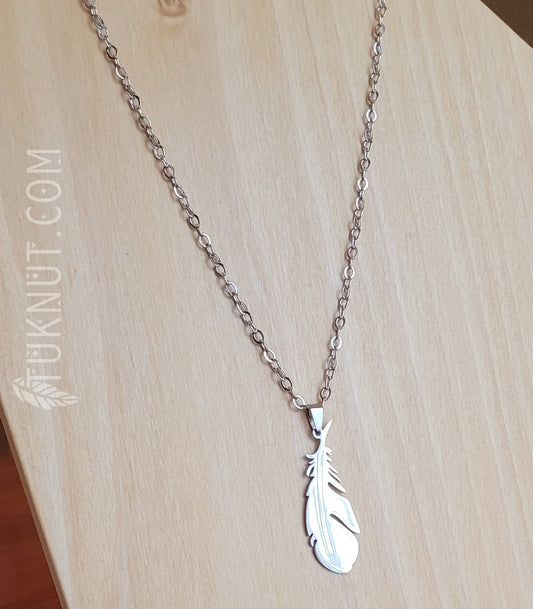 Collier Plume argentée • C28