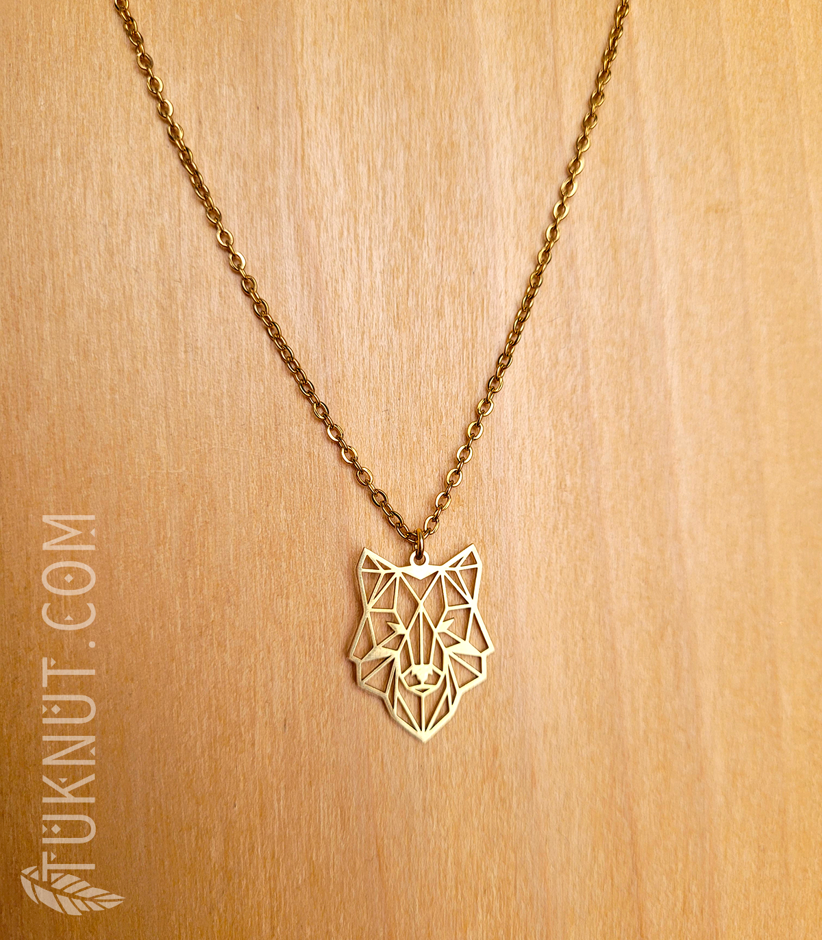 Collier d'inspiration autochtone avec pendentif (loup) sur chaîne en acier inoxydable (couleur : or) TUKNUT