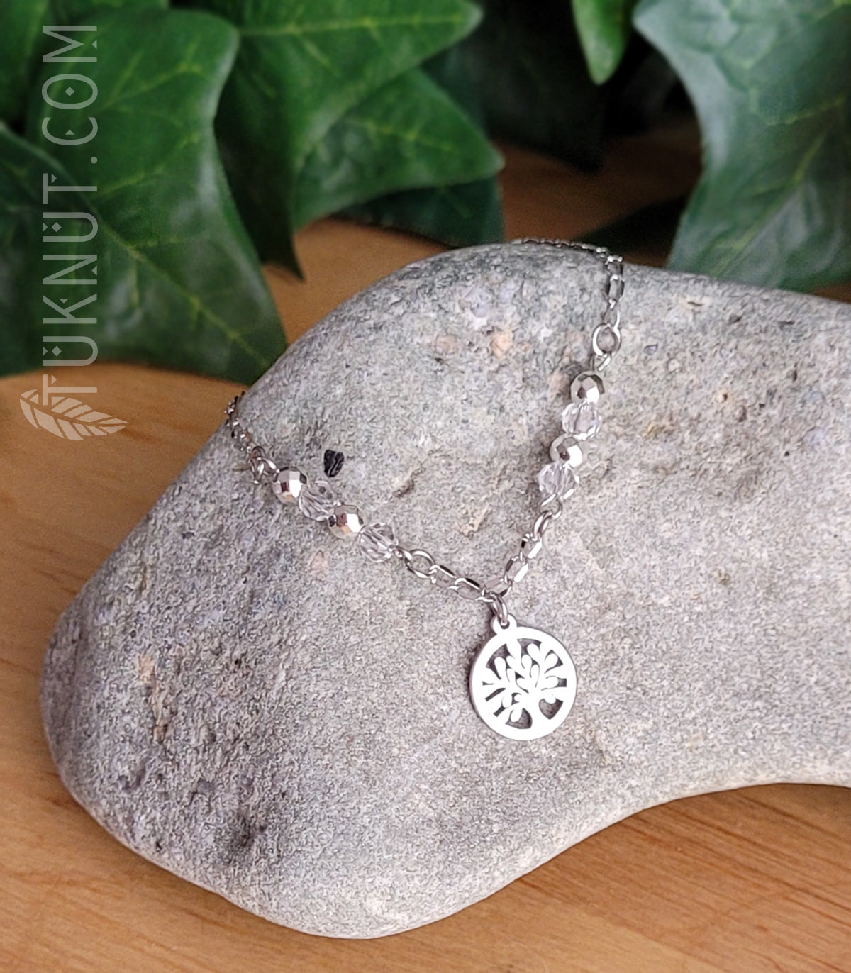 Bracelet d'inspiration autochtone en acier inoxydable avec hématite, cristal et pendentif arbre de vie (couleurs : argent et translucide) TUKNUT