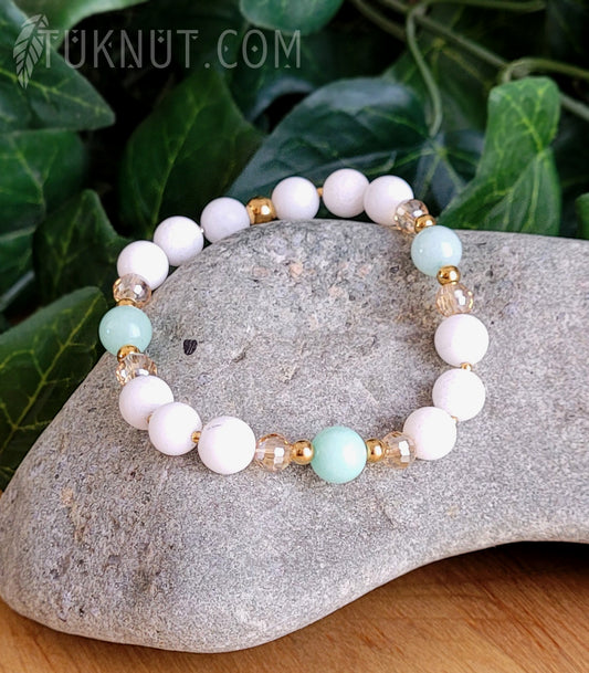 Bracelet extensible avec obsidienne blanche, amazonite, cristal et acier inoxydable (couleurs : blanc, vert pâle et or) TUKNUT