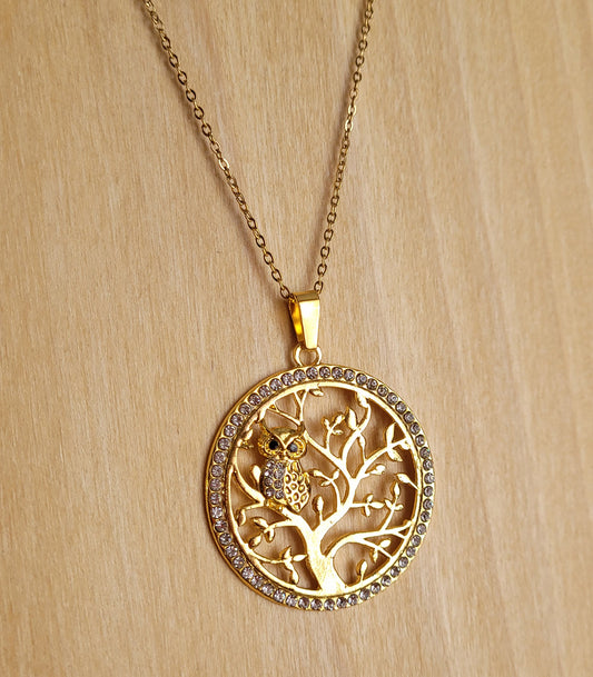 Collier d'inspiration autochtone avec pendentif (arbre de vie et hibou avec cristal) en métal (couleurs : or et noir) TUKNUT